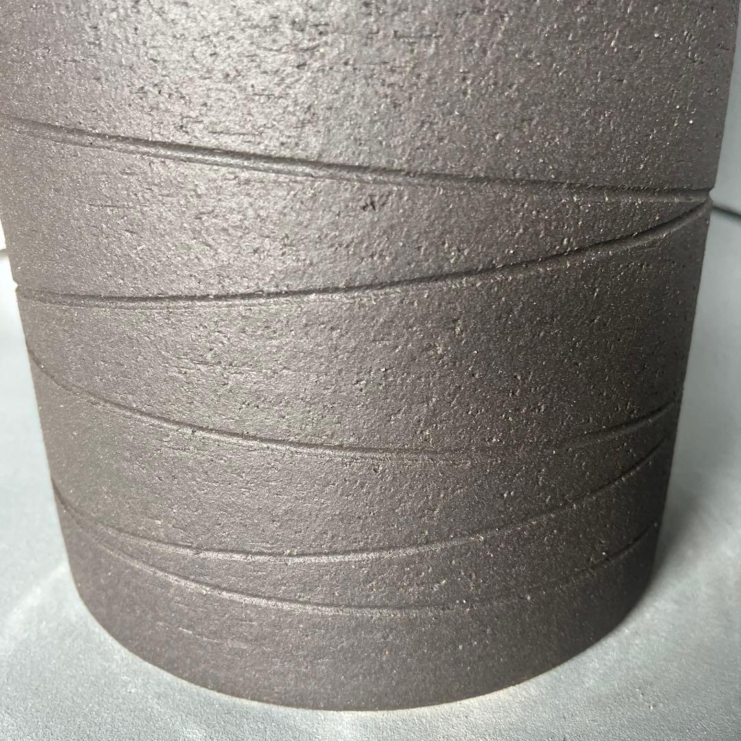 信楽焼傘立て  黒釉らせん 高さ42cm