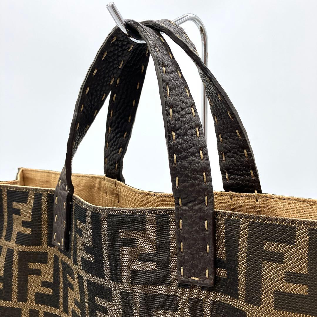 美品【FENDI】トートバッグ　セレリア　ズッカ柄　キャンバス