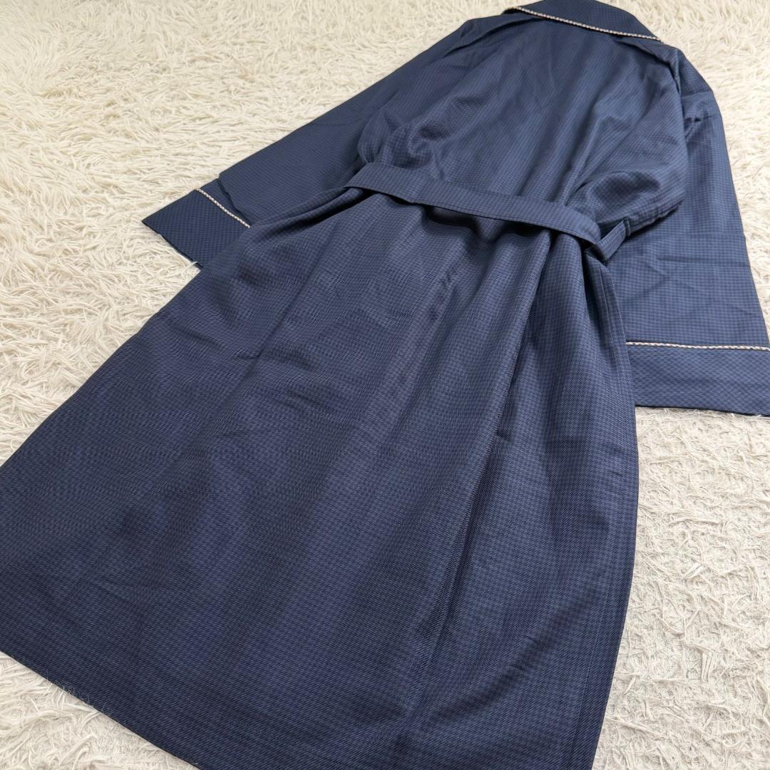 16994✨新品タグ付き✨ アクアスキュータム ロングガウンコート ベルト付き