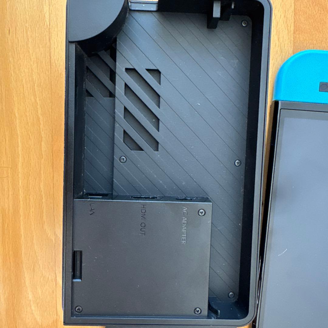 任天堂switch「有機EL」 青・赤 カセット・ジョイコンストラップ付