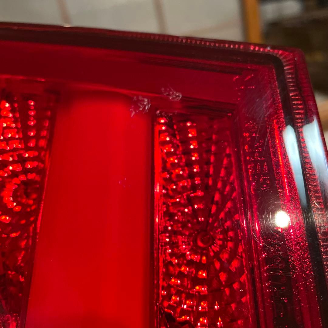 20アルファード LEDテールライト　　Crystal eye