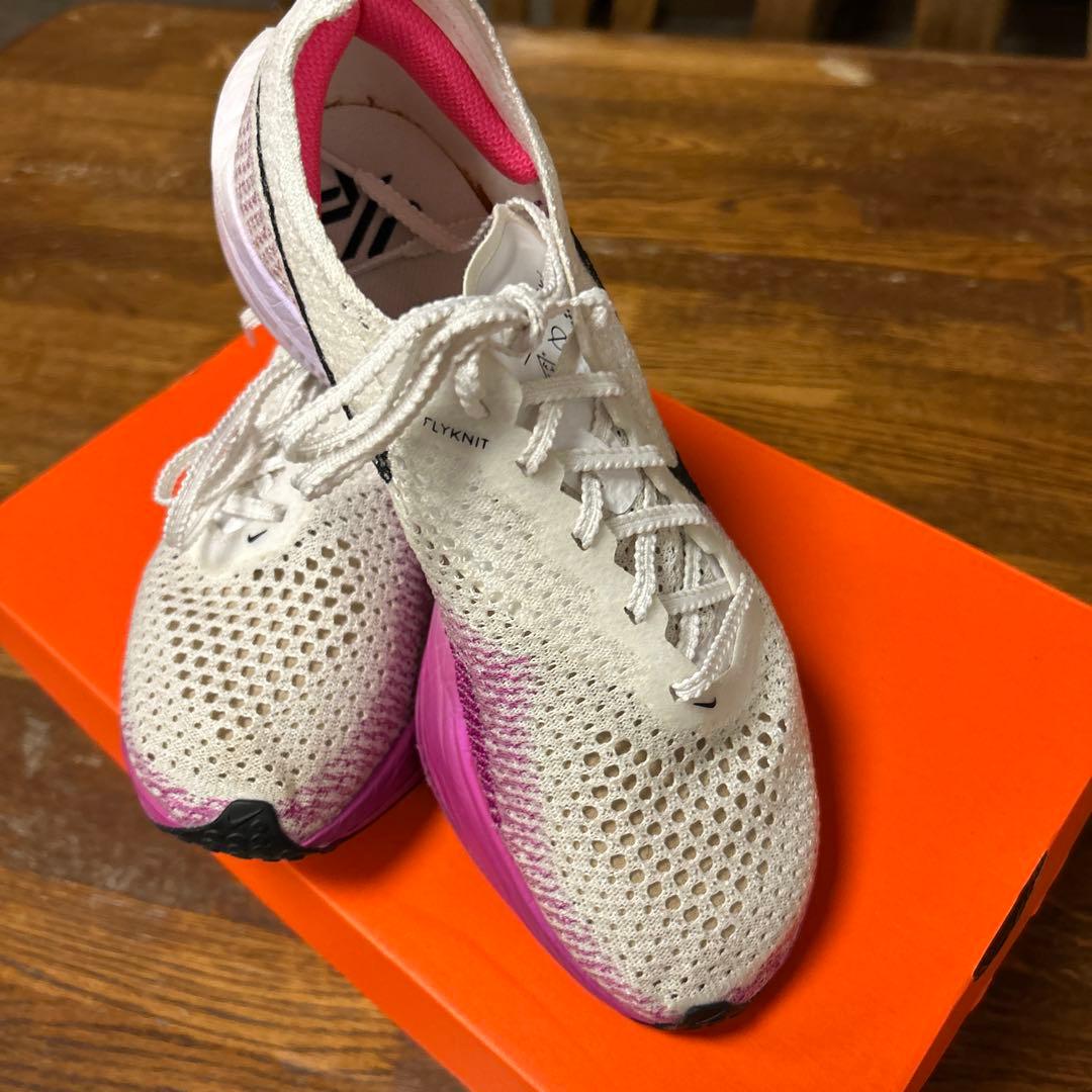 NIKE ヴェイパーフライ3 ウィメンズ　24.0センチ