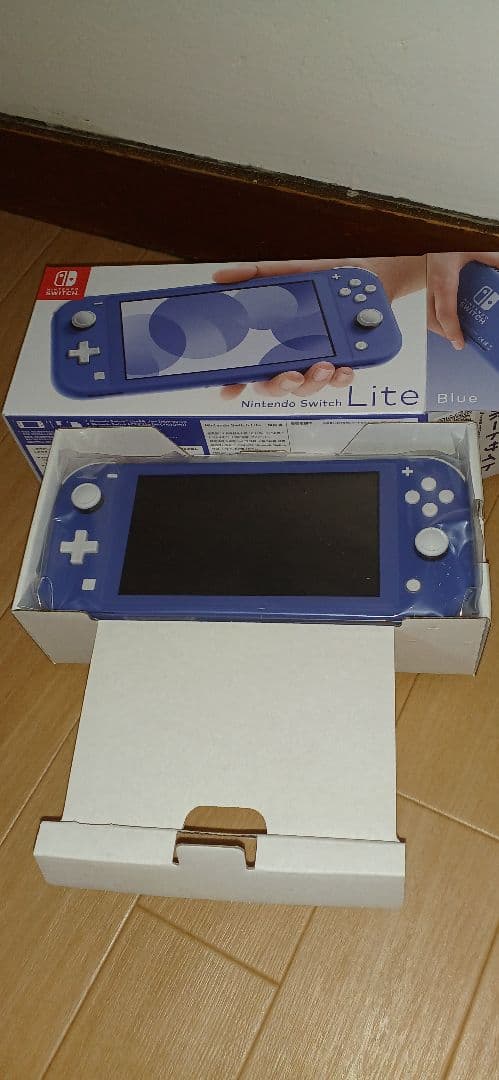 【新品未使用】Nintendo Switch Lite 3台セット