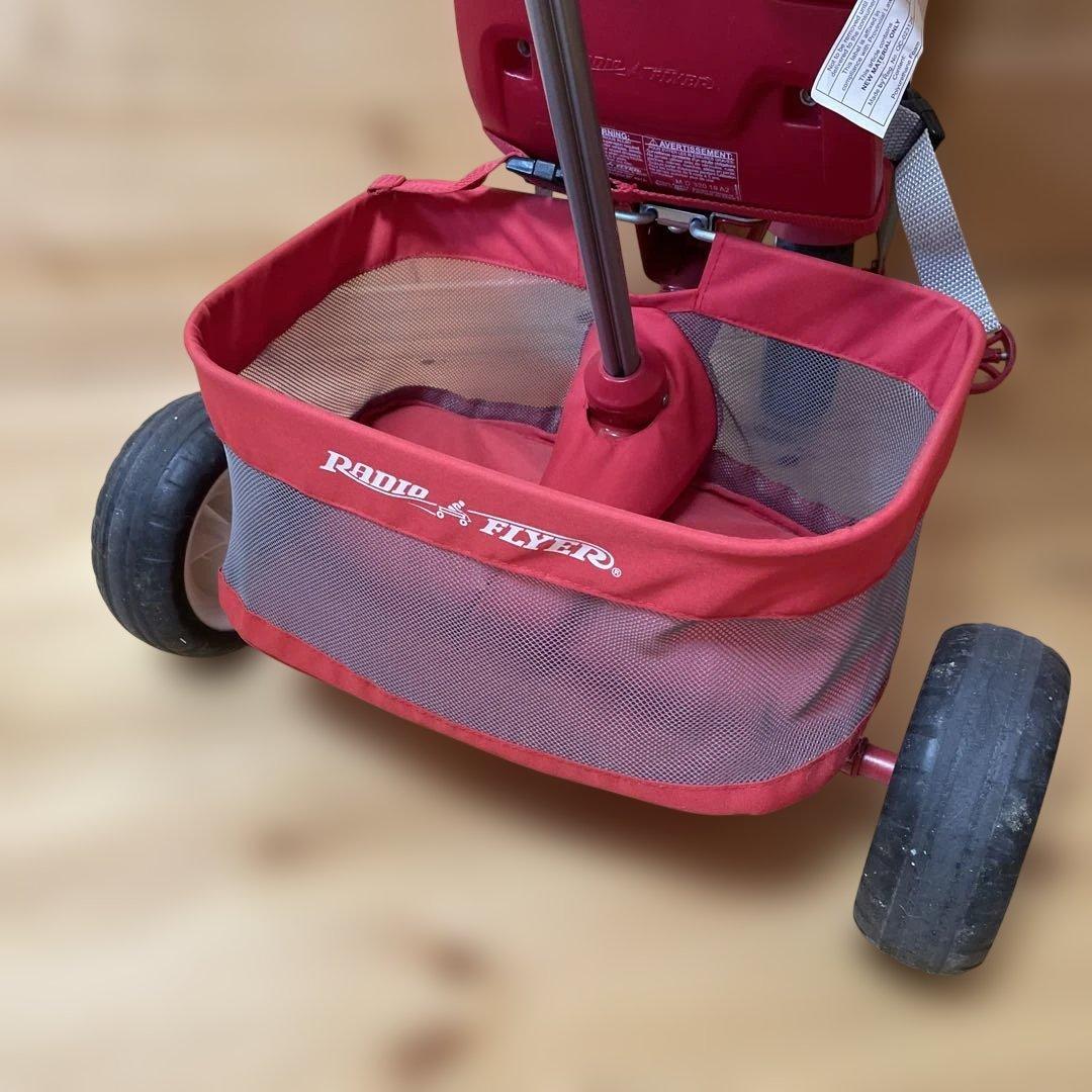 ラジオフライヤー RADIO FLYER 4-IN-1 トライク 三輪車