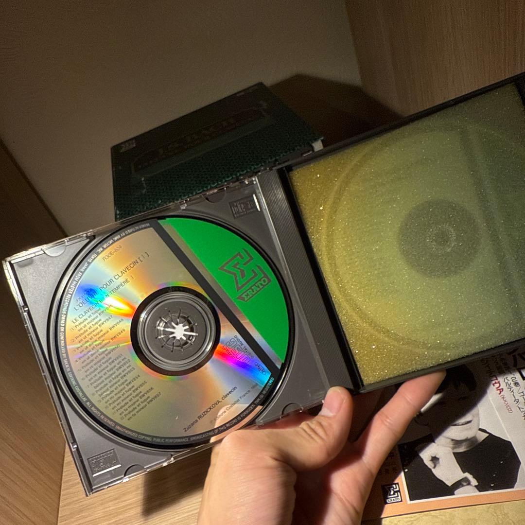 バッハ:チェンバロ作品集 ルージチコヴァー(hc)