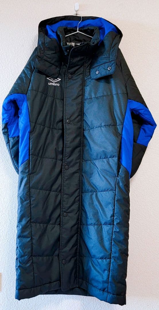 【umbro】美品☆ベンチコート KIDS 防寒ジュニア130サイズ