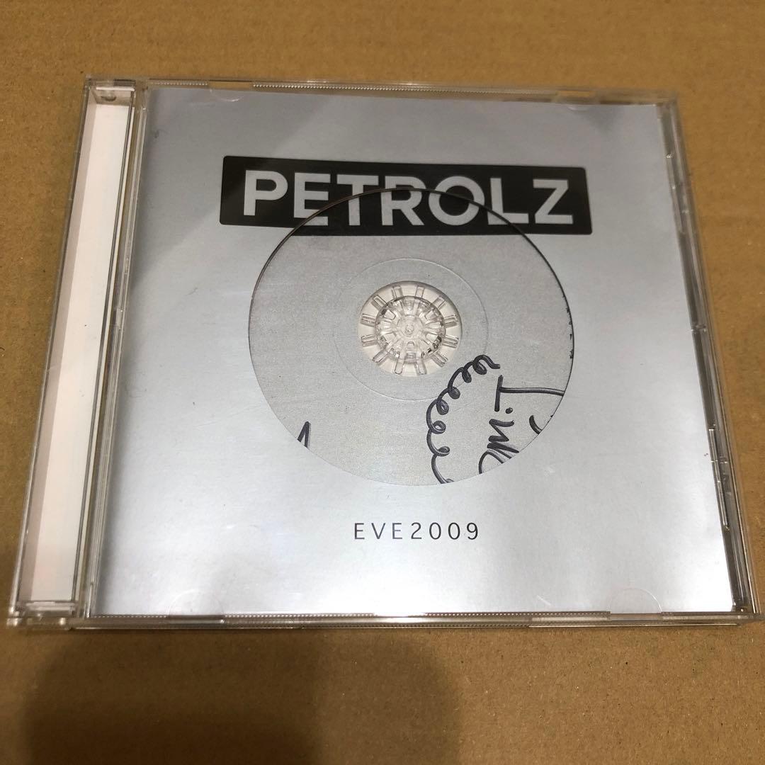 直筆サイン入り ペトロールズ EVE2009