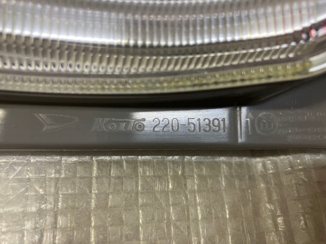 ♦︎ダイハツ★タントLA600S右純正テールランプ★点灯確認済み★良品★