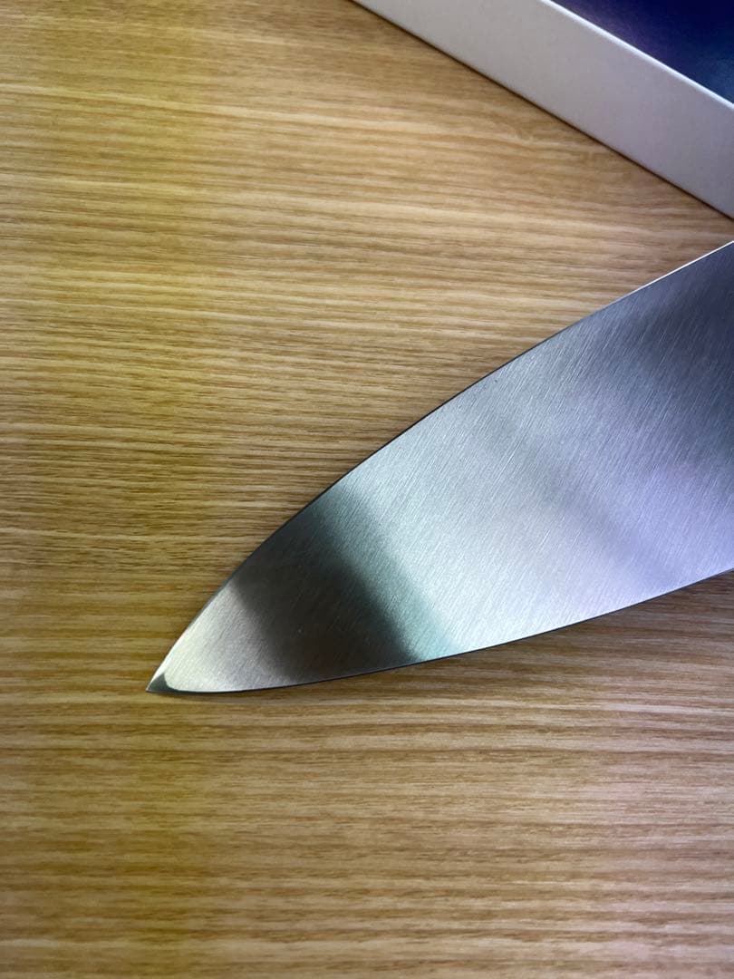 ★新品送料込★堺打刃物はがね鍛造出刃包丁180mm黒塗柄化粧箱入り