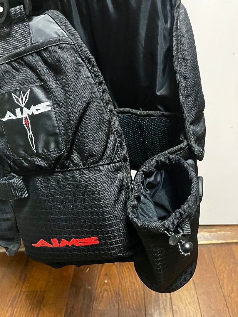 mazume × AIMS ライフジャケット