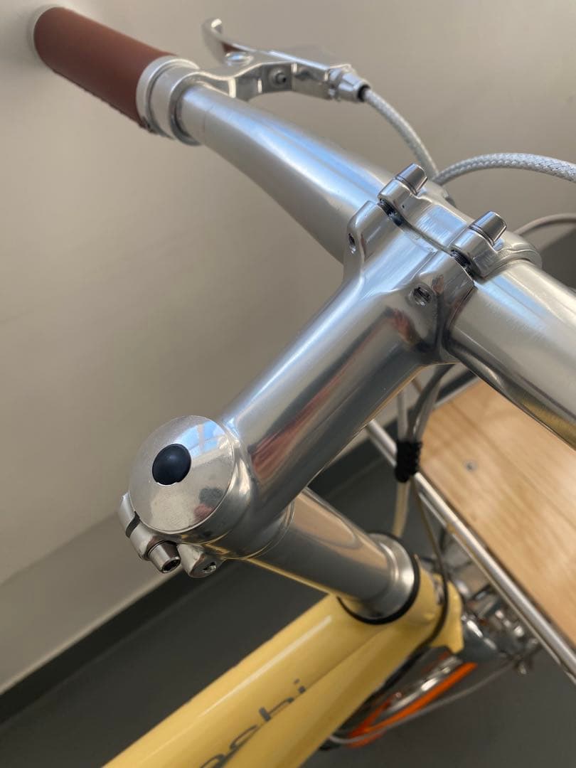 新品未使用 ミニベロ 自転車 アルミ 内装変速 泥除け カゴ 本革サドルグリップ