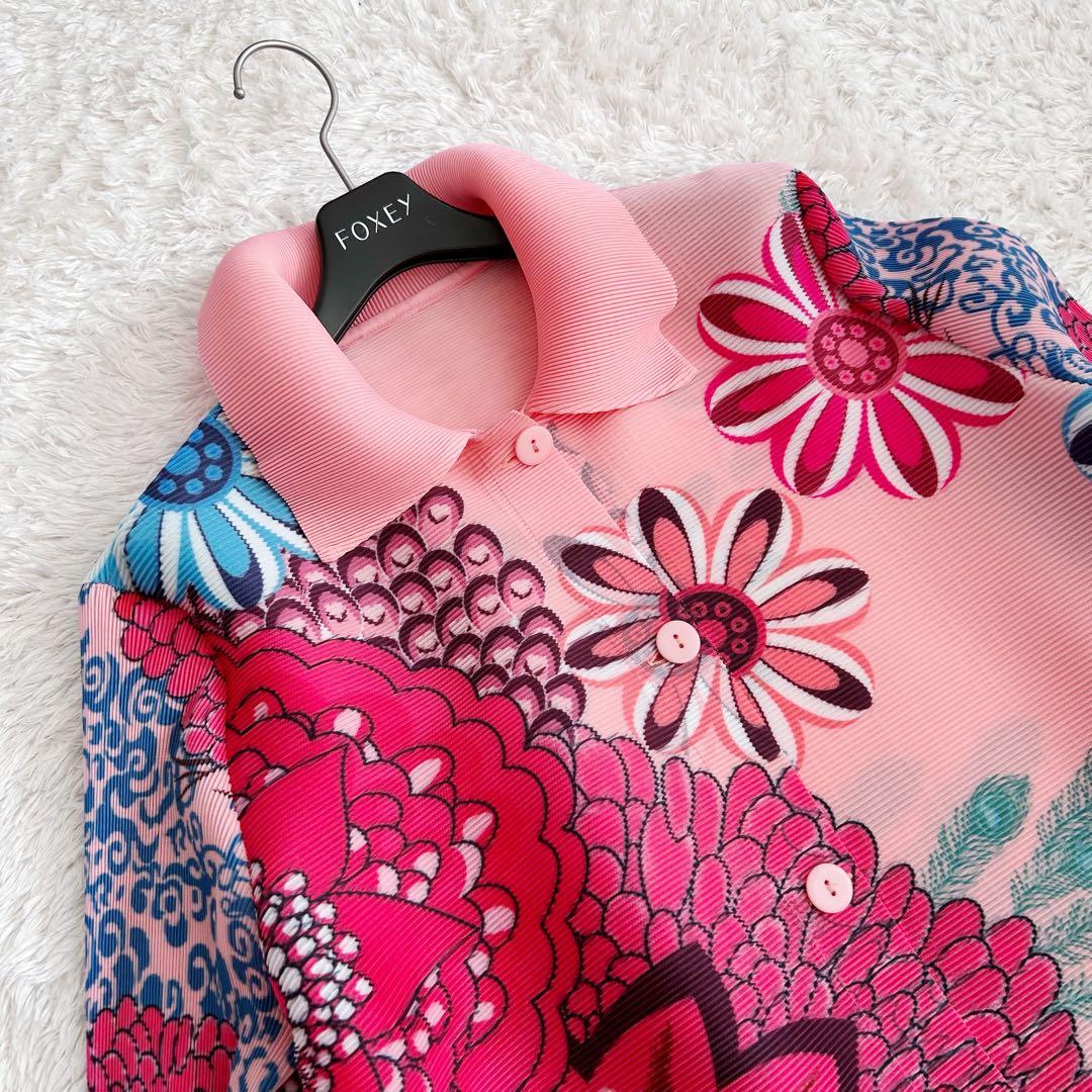 極美品　cawaii 目を惹く 鮮やかな花のアコーディオン　プリーツ　羽織り