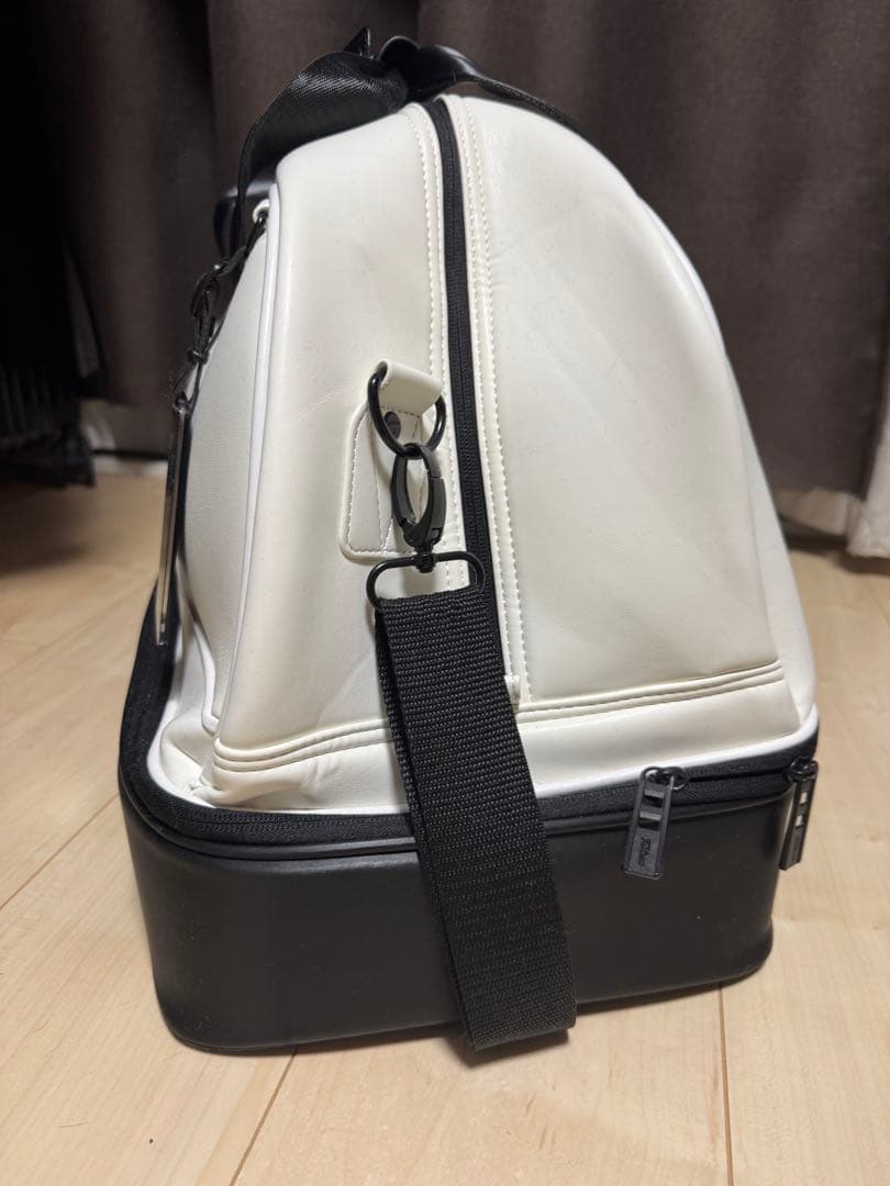 【HAYATO様】Titleist ゴルフバッグ ホワイト/ブラック