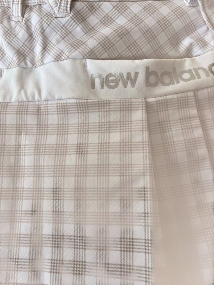 ニューバランス★SOFTSHELLFULLZIPHOODIE 、スカートM美品