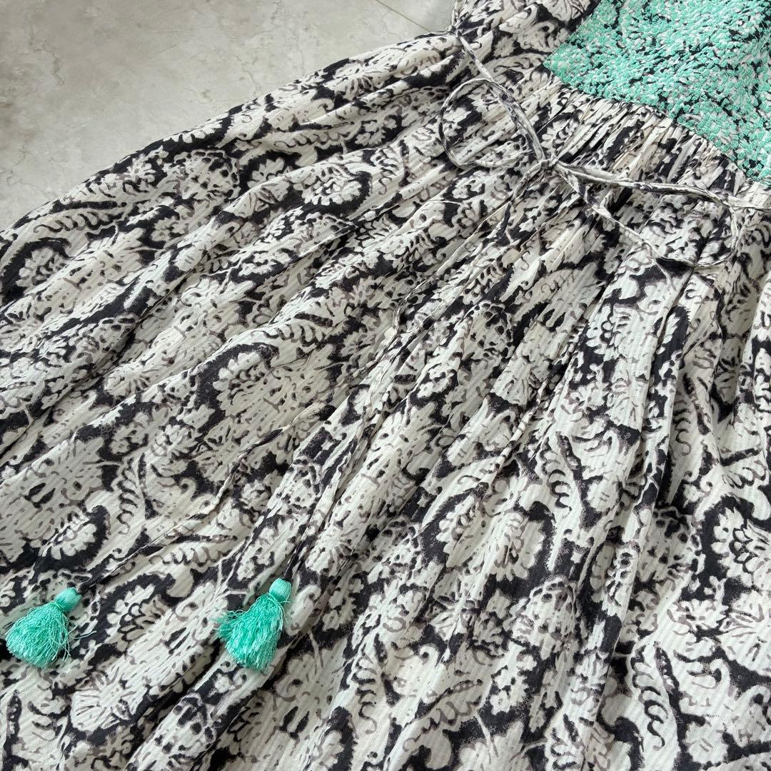 近年モデル✨ヌキテパ　エンブロイダリーノースリーブドレス　ロングワンピース