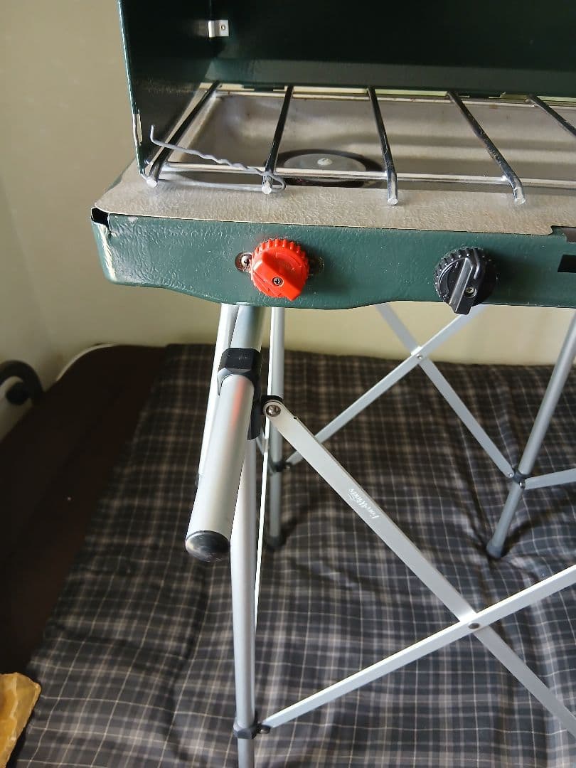 Coleman HPX 高出力ツーバーナーコンロ&イワタニ製ツーバーナースタンド