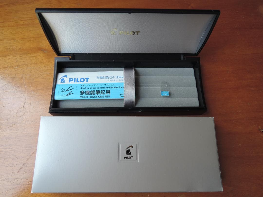 シ*ン様 PILOT RIDGE 4＋1　BTHRF1MR-B(4色ボールペン＋