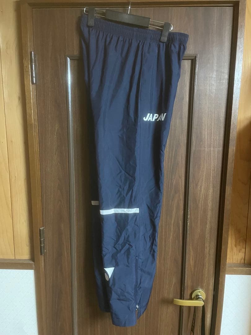 yonex日本代表ウォームアップパンツ　ネイビー
