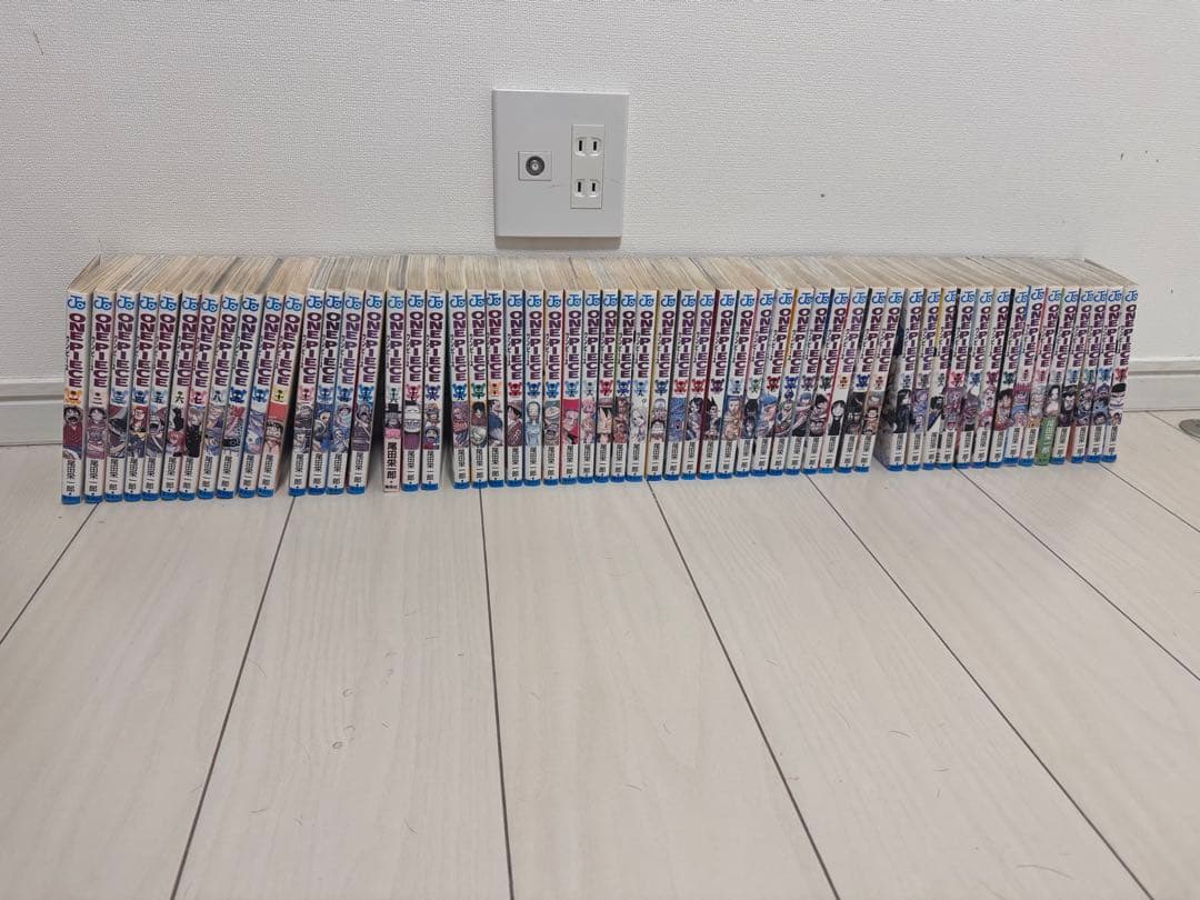 ワンピース　ほぼ全巻セット