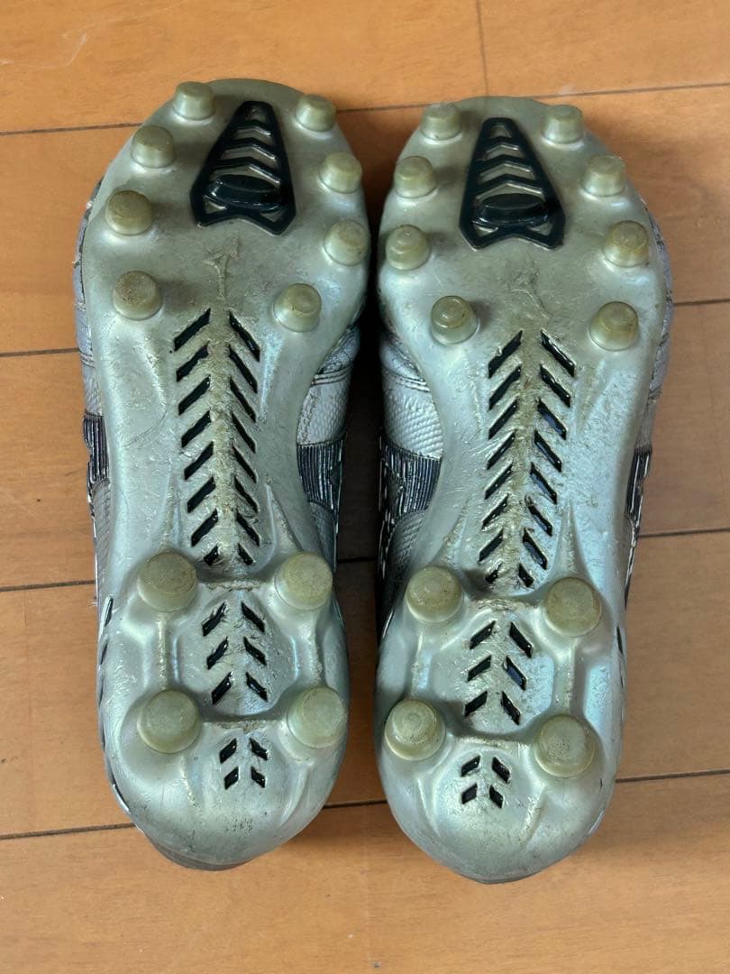 MORELIAneo3β ゼログライドシューレース付
