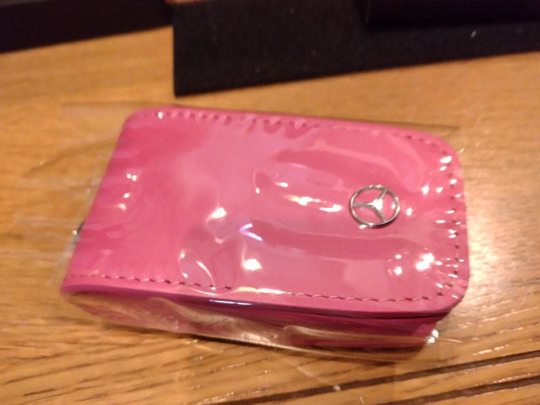 yukachel様メルセデスベンツ 純正 キーカバー 牛革 GEN8 pink