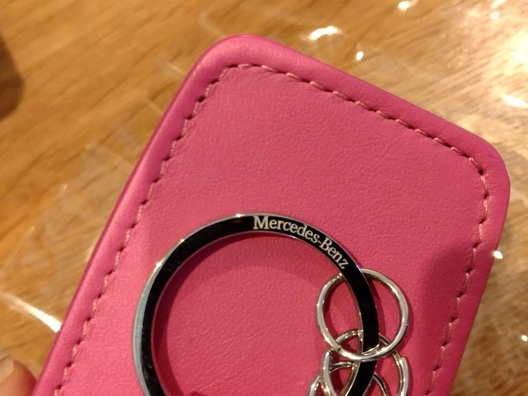 yukachel様メルセデスベンツ 純正 キーカバー 牛革 GEN8 pink
