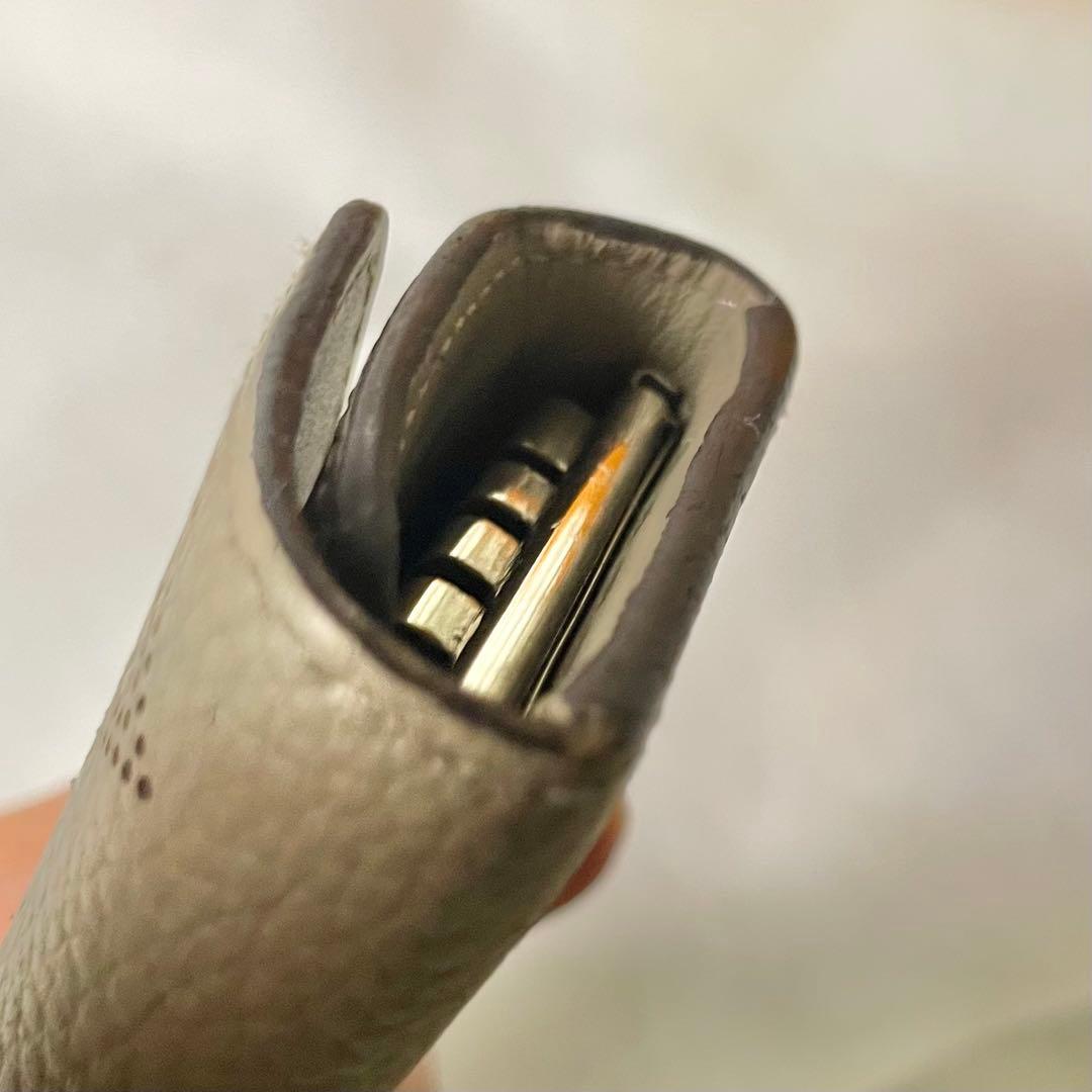 LOUIS VUITTONモノグラムマヒナ ミュルティクレ4 4連 キーケース