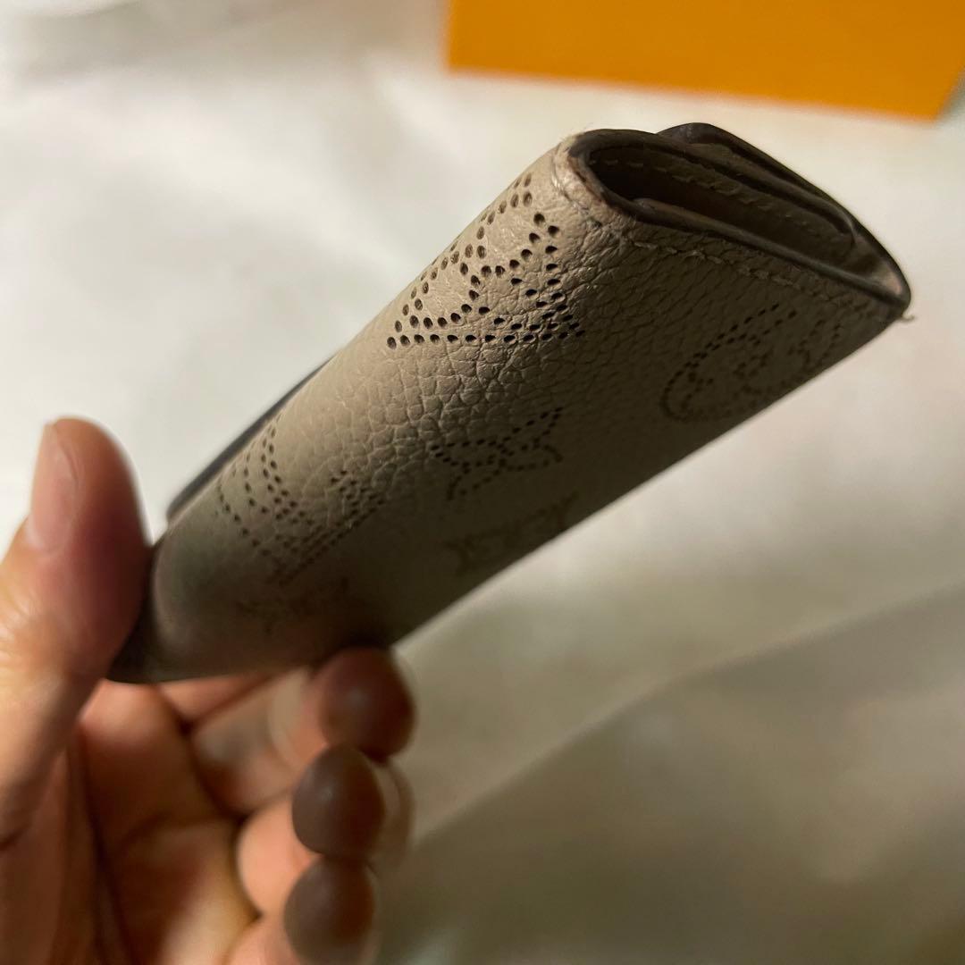 LOUIS VUITTONモノグラムマヒナ ミュルティクレ4 4連 キーケース