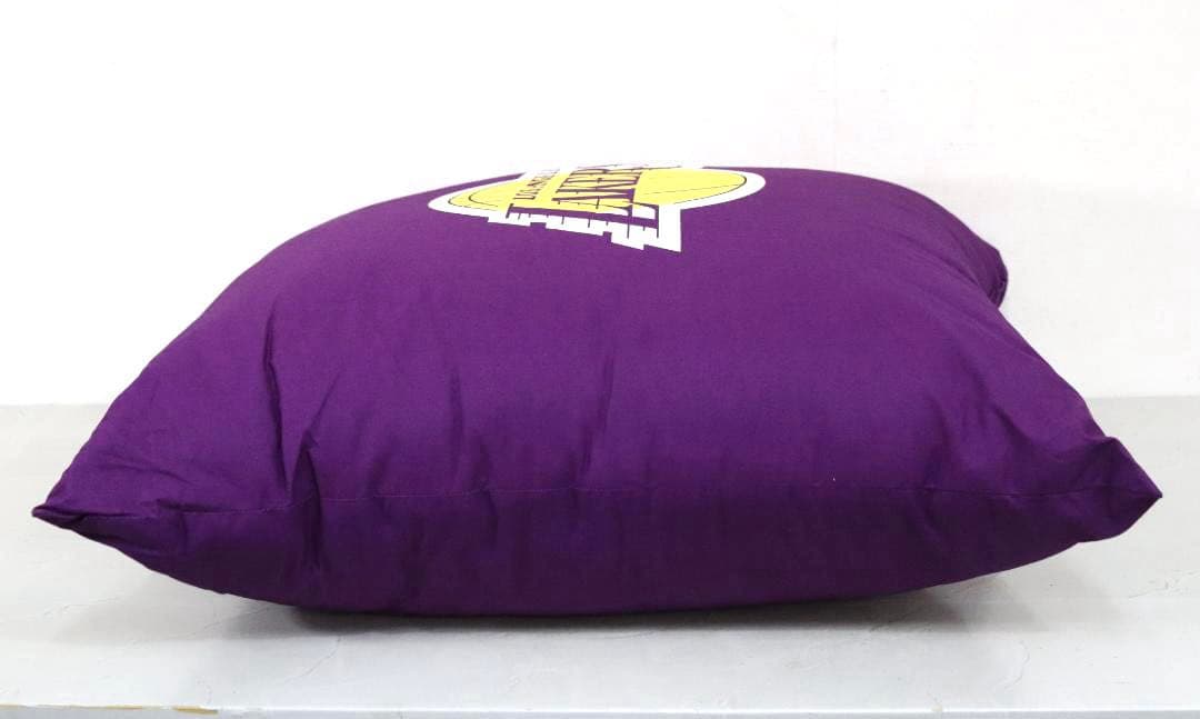 未使用 レイカーズ LAKERS 特大 クッション NBA公式グッズ 65㎝