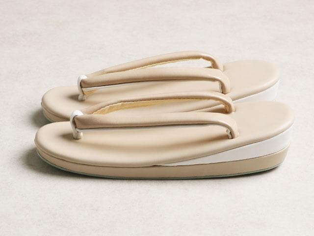 【新品】草履バッグセット　エナメル (ベージュ)　02884