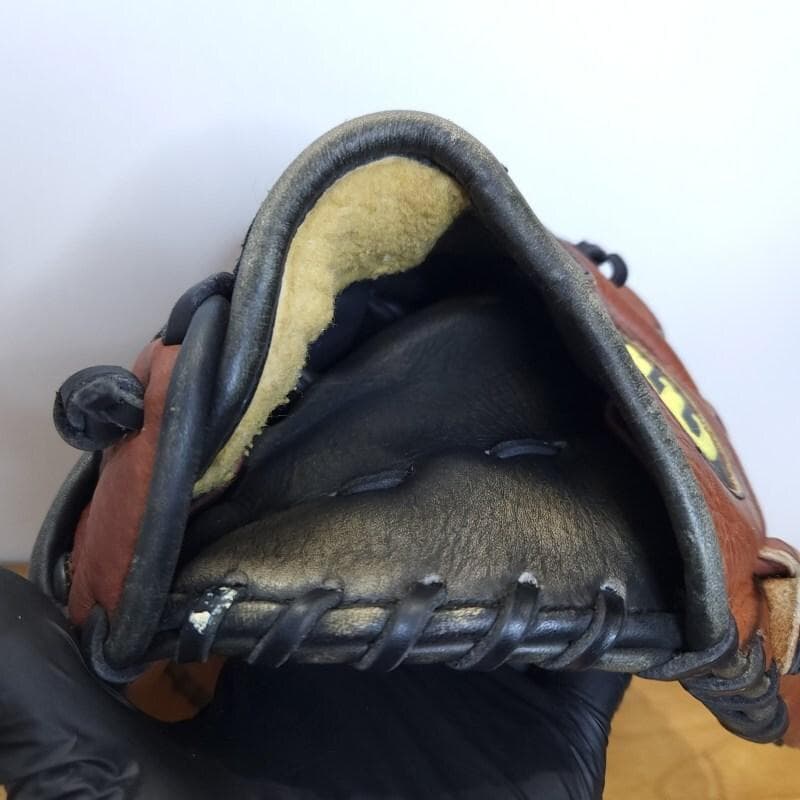 ウイルソン Wilson A2000 デュアル 限定モデル 投手用 軟式グローブ