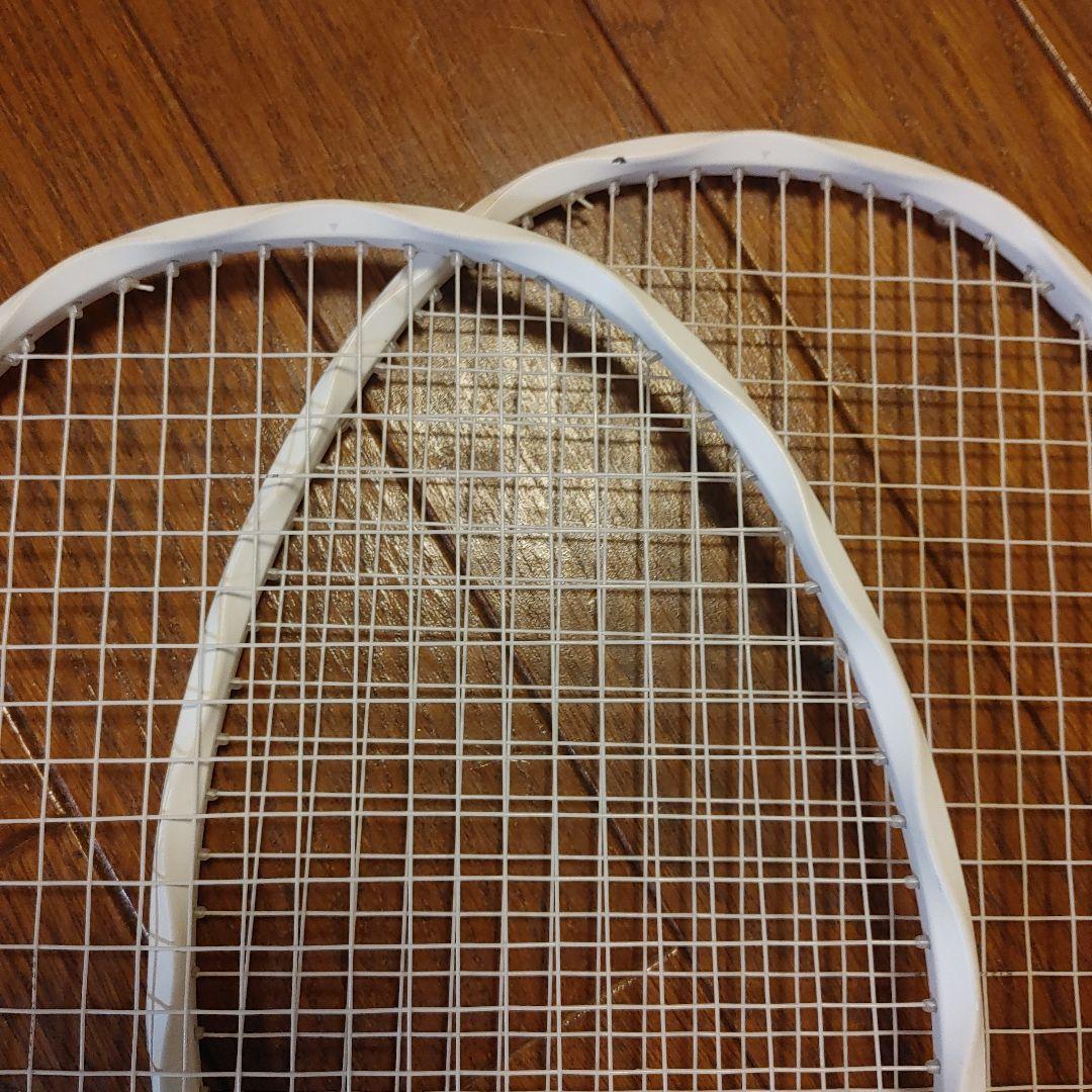 ゴーセンバドミントンラケット INFERNOAIR　２本セット
