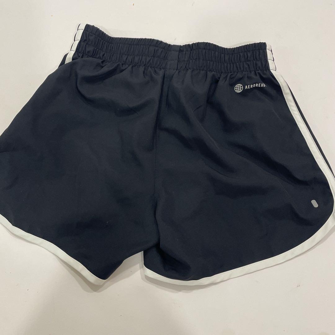 NIKE、ニューバランス　adidasランニングパンツ　3枚