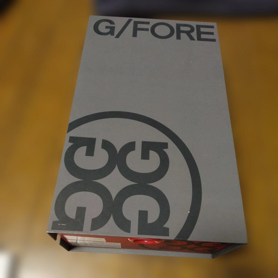 テーラーメイド×ジーフォア　コラボ　ゴルフシューズ　スパイクレスTI007