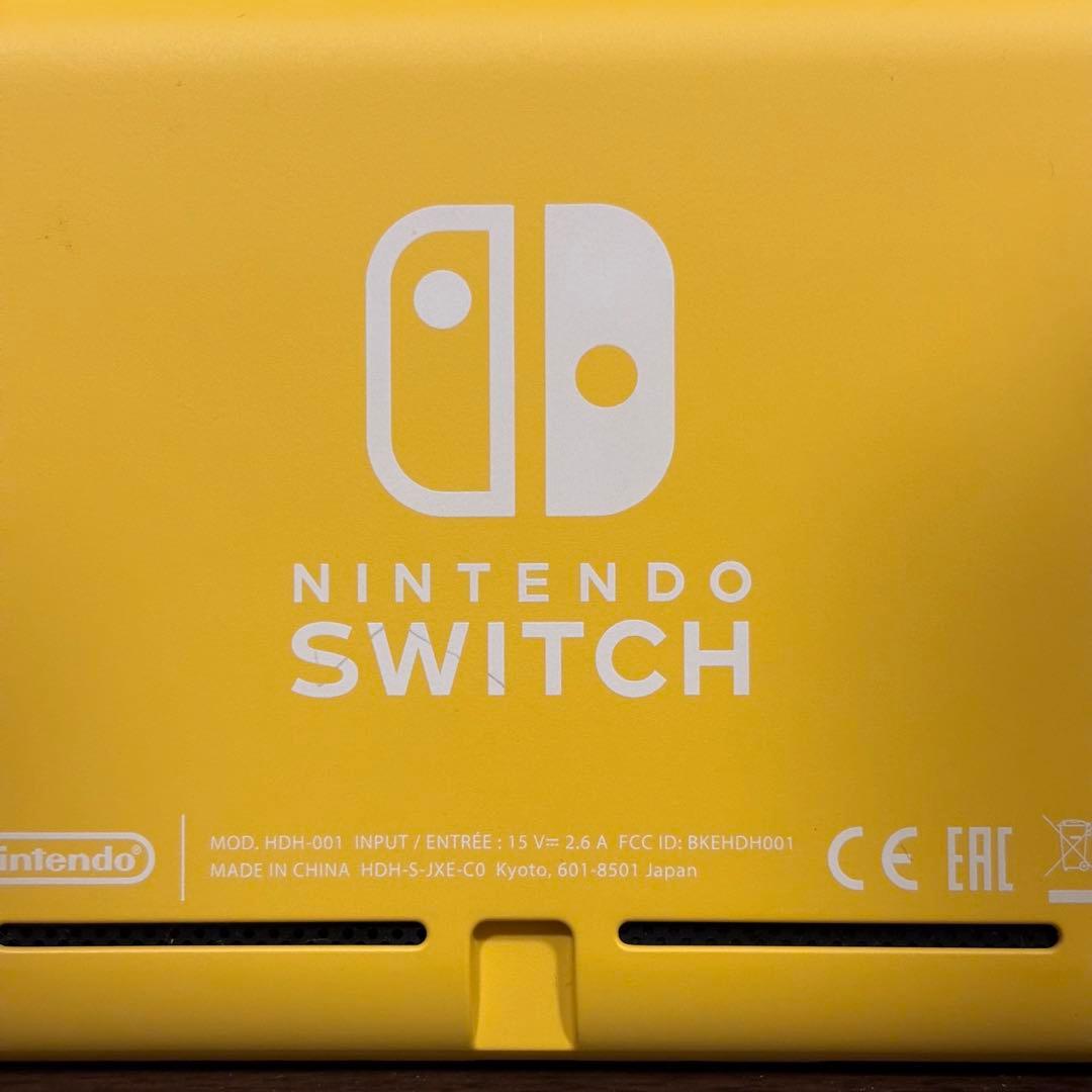 週末特価　Nintendo Switch light 　動作確認済み　初期化済み