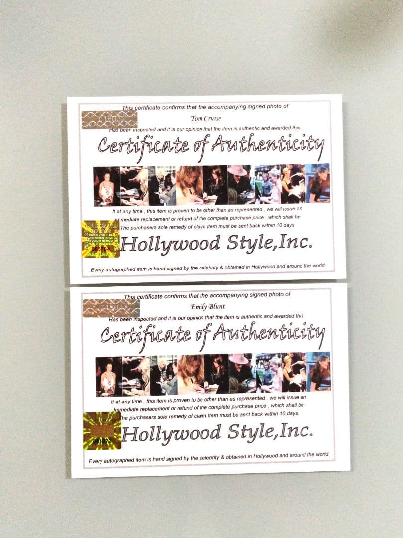 トム・クルーズとエミリー・ブラント直筆サイン入り大型写真‥