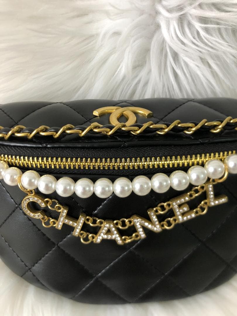 ショルダーバッグ　レザー　パール付き　非売品　ブラック　ハンドバッグ　未使用