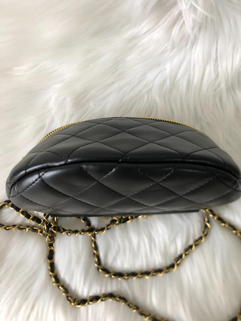 ショルダーバッグ　レザー　パール付き　非売品　ブラック　ハンドバッグ　未使用