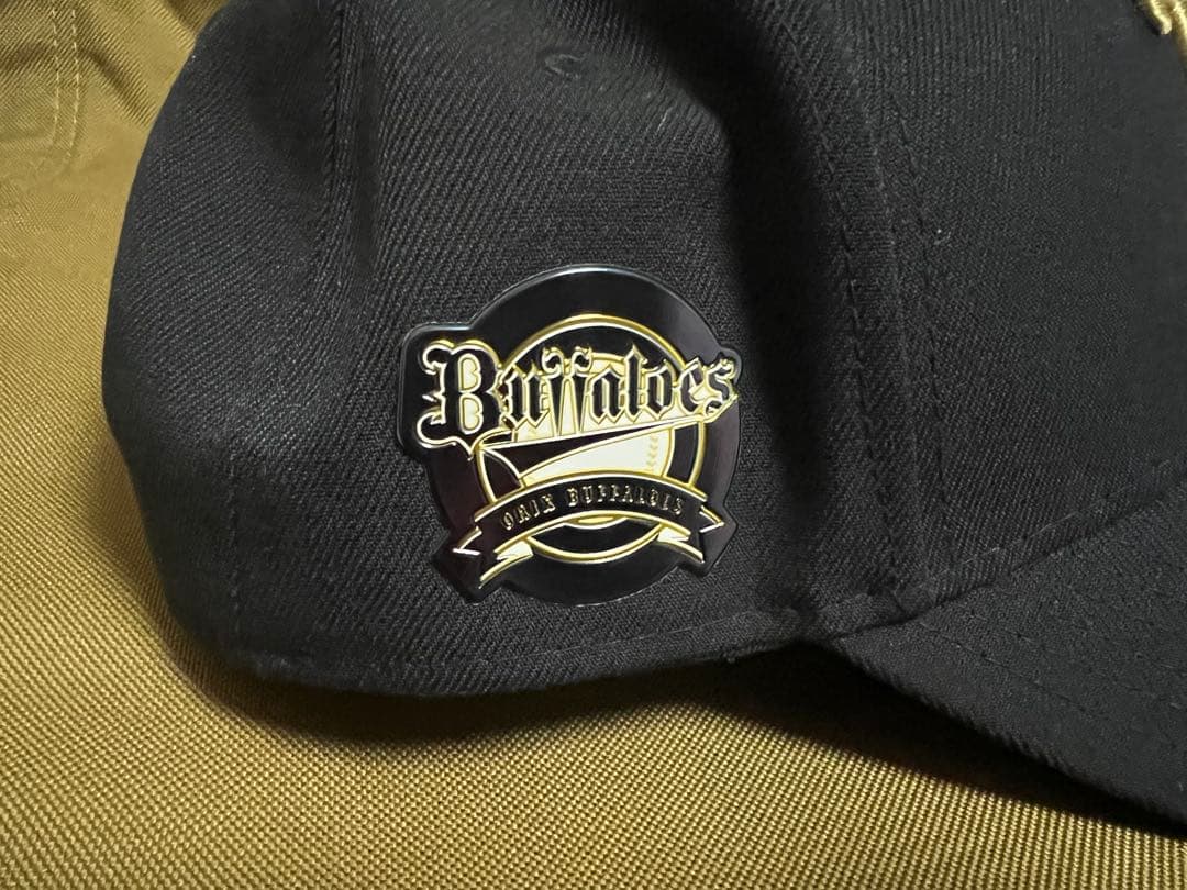 バファローズ 直筆サイン入りキャップ （麦谷選手）