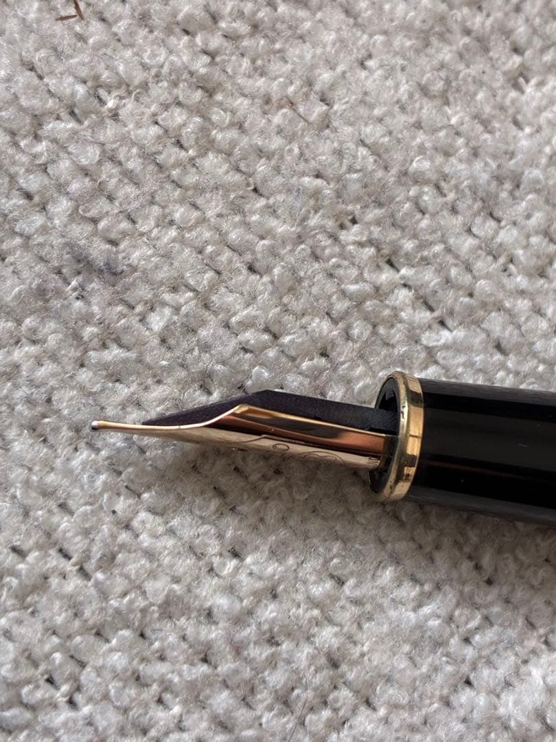 K*s様 ◾️Montblanc Meisterstück classic144