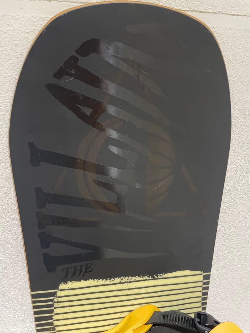 【美品】SALOMON サロモンスノーボード　ビレイン VILLAIN 153