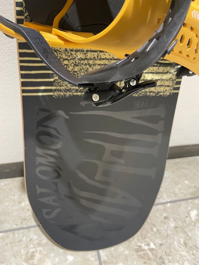 【美品】SALOMON サロモンスノーボード　ビレイン VILLAIN 153