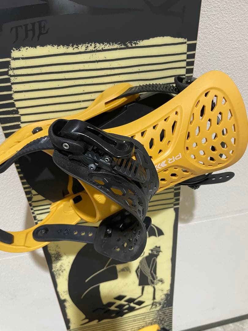 【美品】SALOMON サロモンスノーボード　ビレイン VILLAIN 153