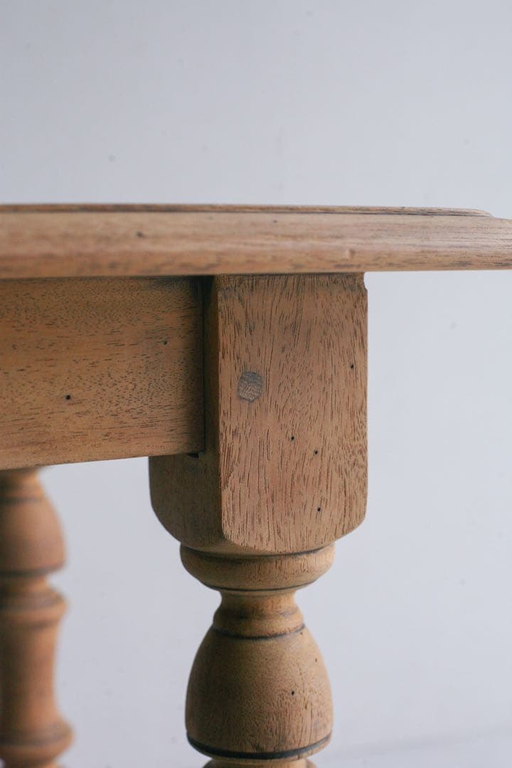 フランス　ローテーブル　サイドテーブル　無垢財　オーク材　ブロカント　古家具