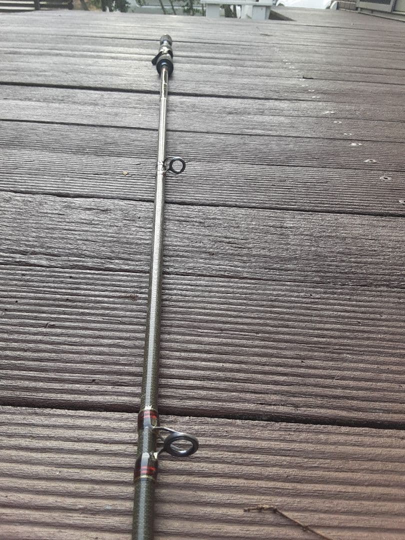 中古　アブガルシア　Hornet ベイト　1ピース