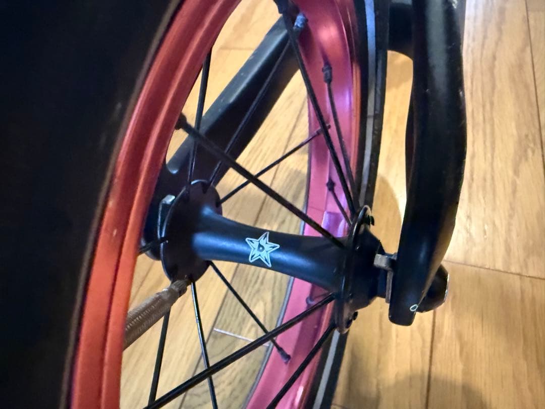 大人用カスタムランバイク 12インチ