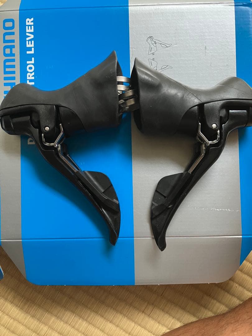 Shimano Sora デュアルコントロールレバー ブラック