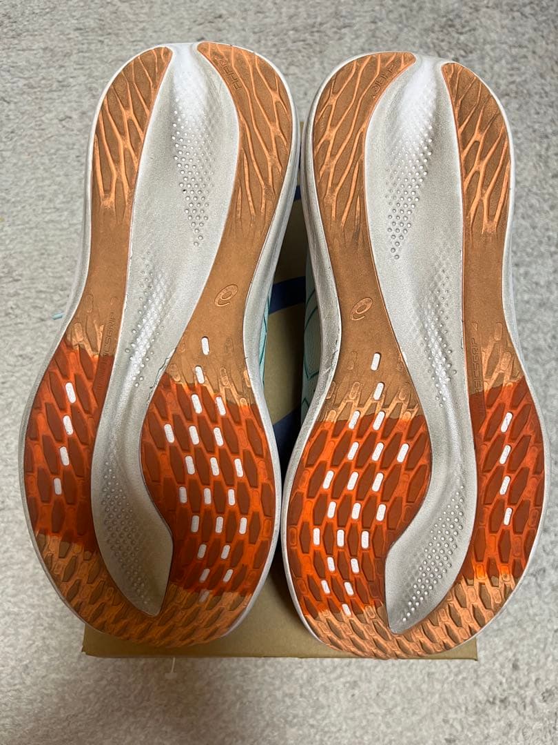 ASICS ランニングシューズ グライドライド マックス　27.0 cm