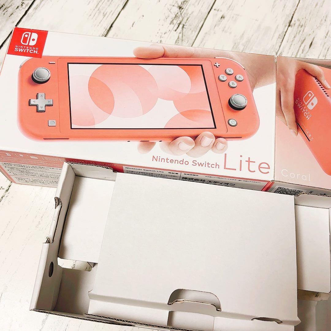 Nintendo SwitchLite コーラルピンク 本体 外箱 任天堂