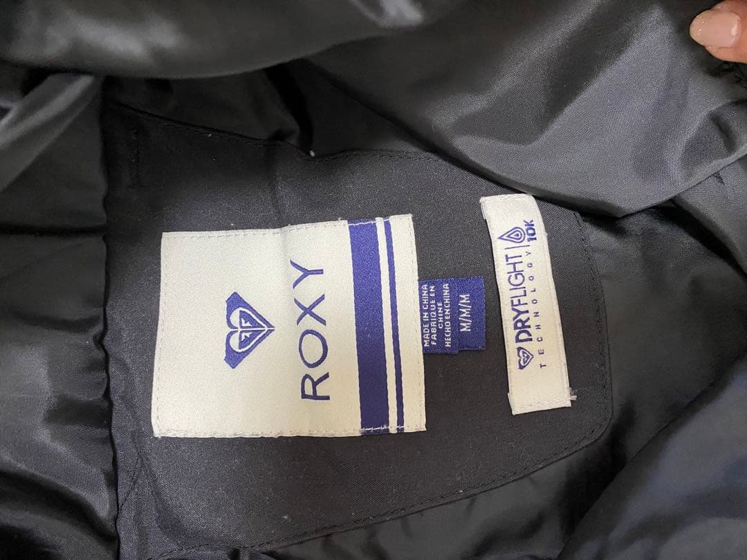 スノボーウェア　ロキシー